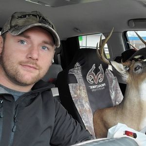 Meet your Posher, Hunter